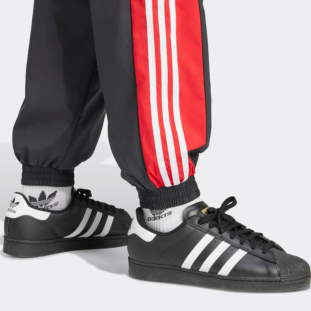 
                  
                    ADIDAS WARM-UP
                  
                