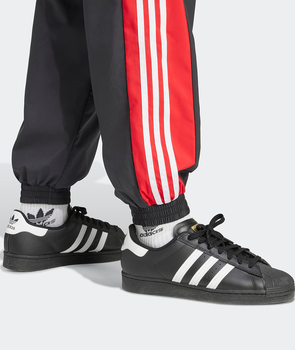 
                  
                    ADIDAS WARM-UP
                  
                