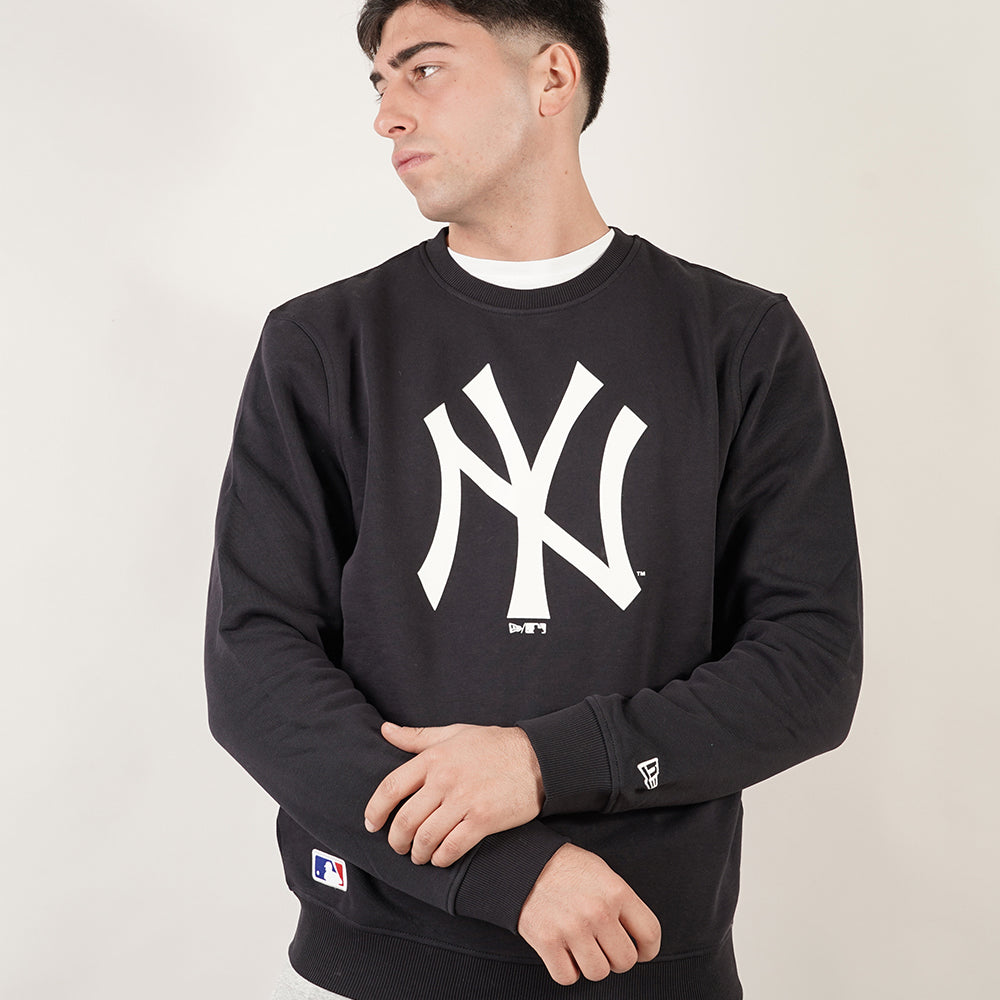 
                  
                    NEW ERA New York Yankees
                  
                