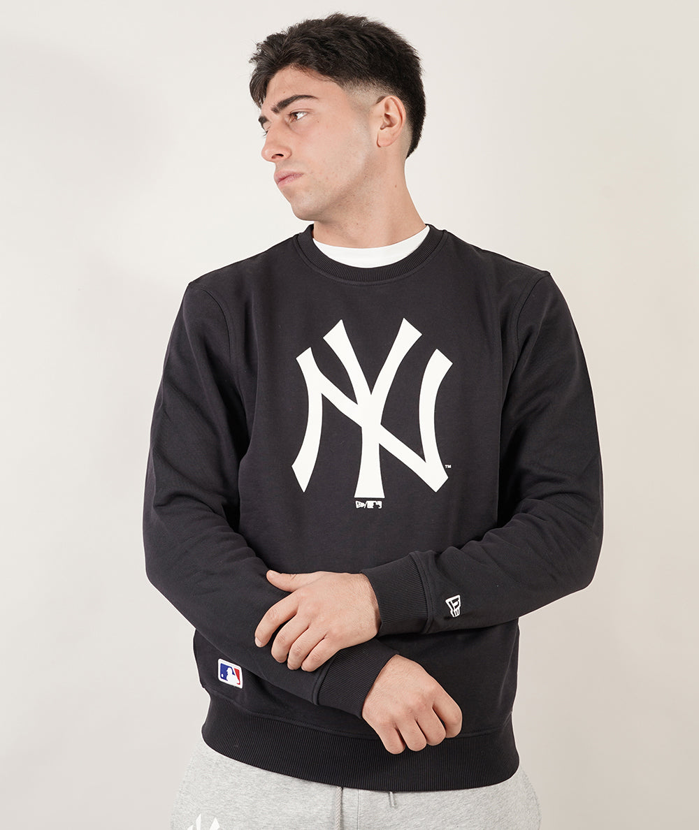 
                  
                    NEW ERA New York Yankees
                  
                