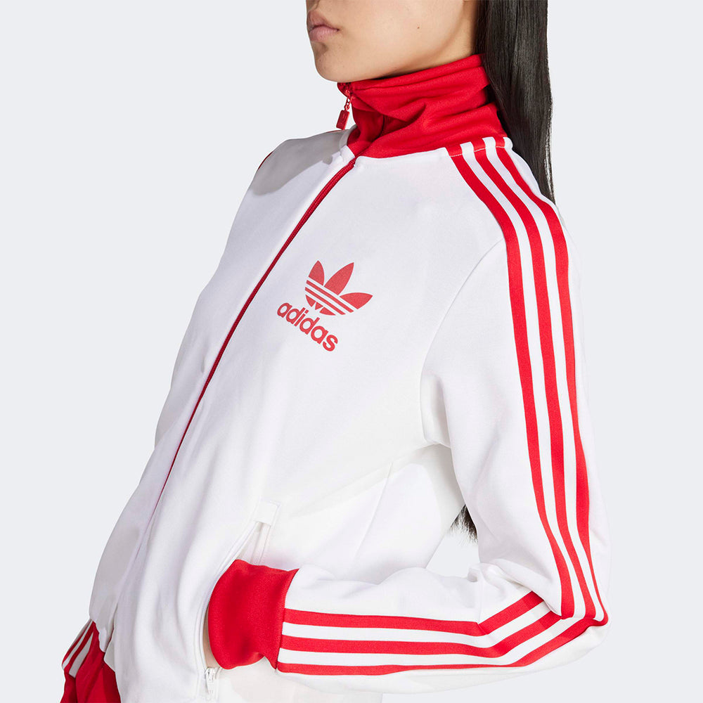 
                  
                    ADIDAS CLASSIC TT
                  
                