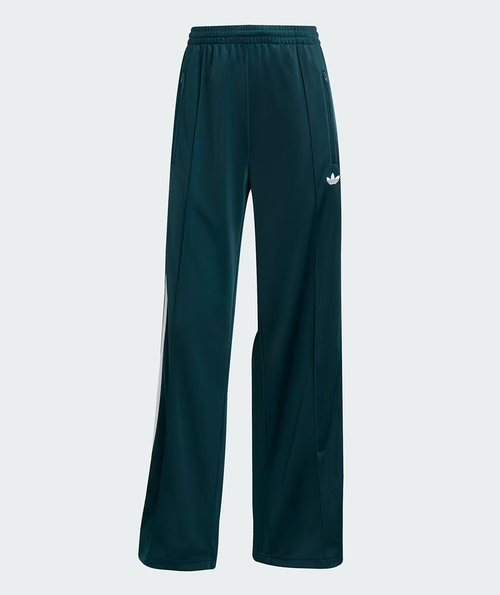 
                  
                    ADIDAS TRACK PANT ADICOLOR
                  
                
