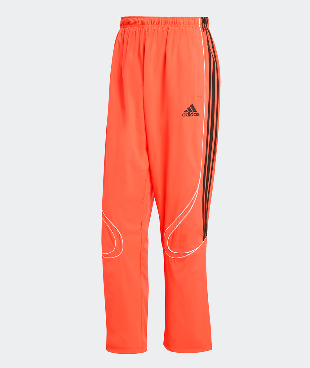 
                  
                    ADIDAS TEAMGEIST TP
                  
                