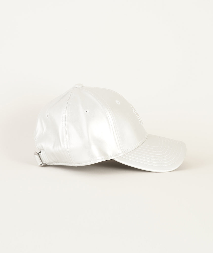 
                  
                    NEW ERA WMNS MIDI
                  
                
