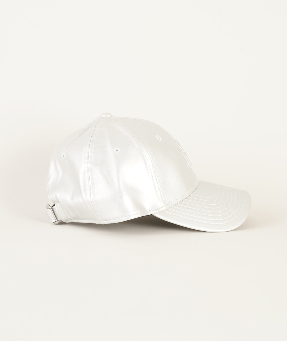 
                  
                    NEW ERA WMNS MIDI
                  
                