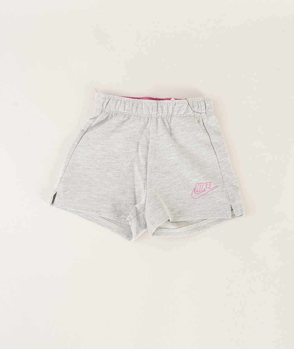 
                  
                    NIKE 2 PIECE SET
                  
                