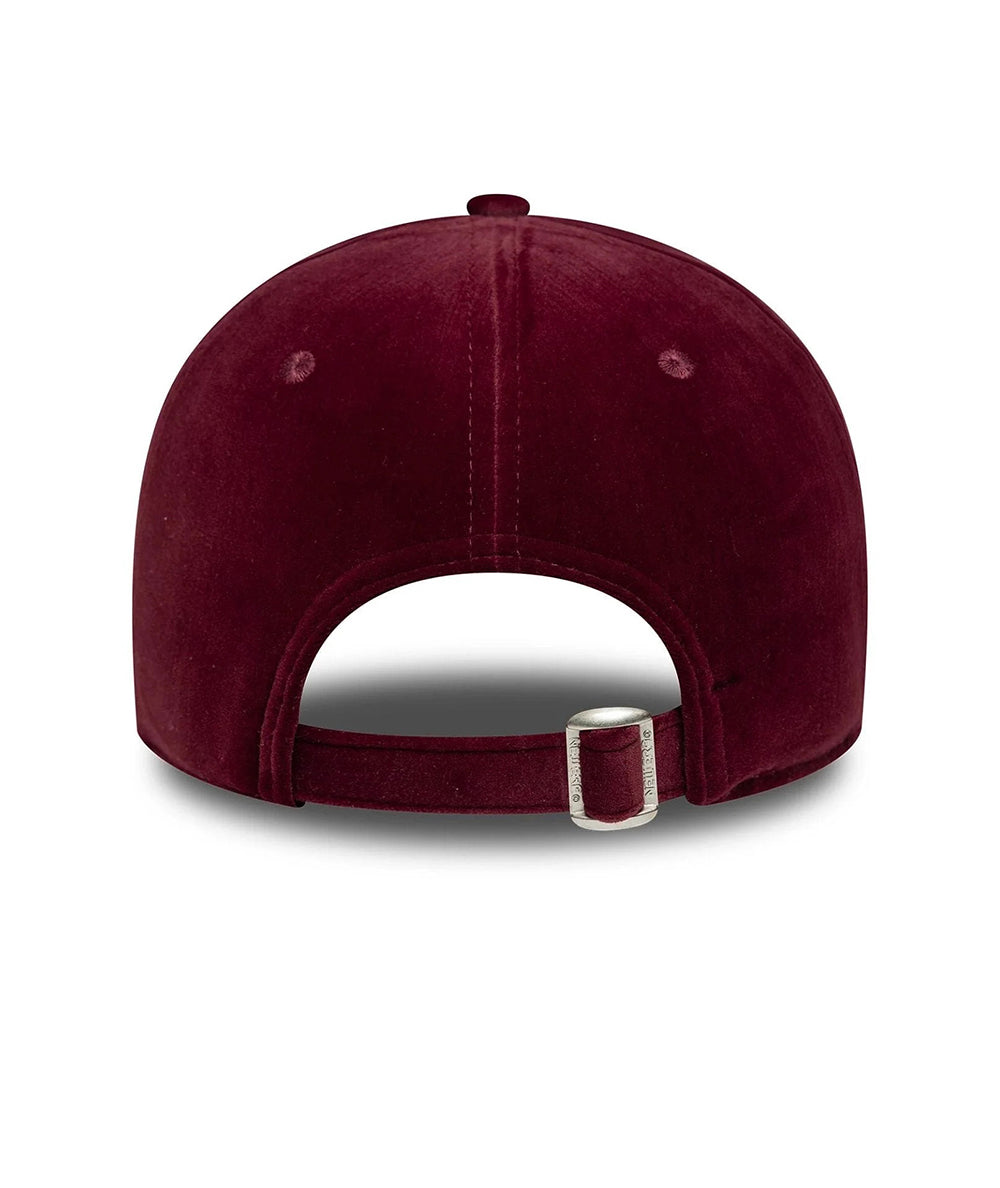 
                  
                    NEW ERA WMNS VELOUR
                  
                
