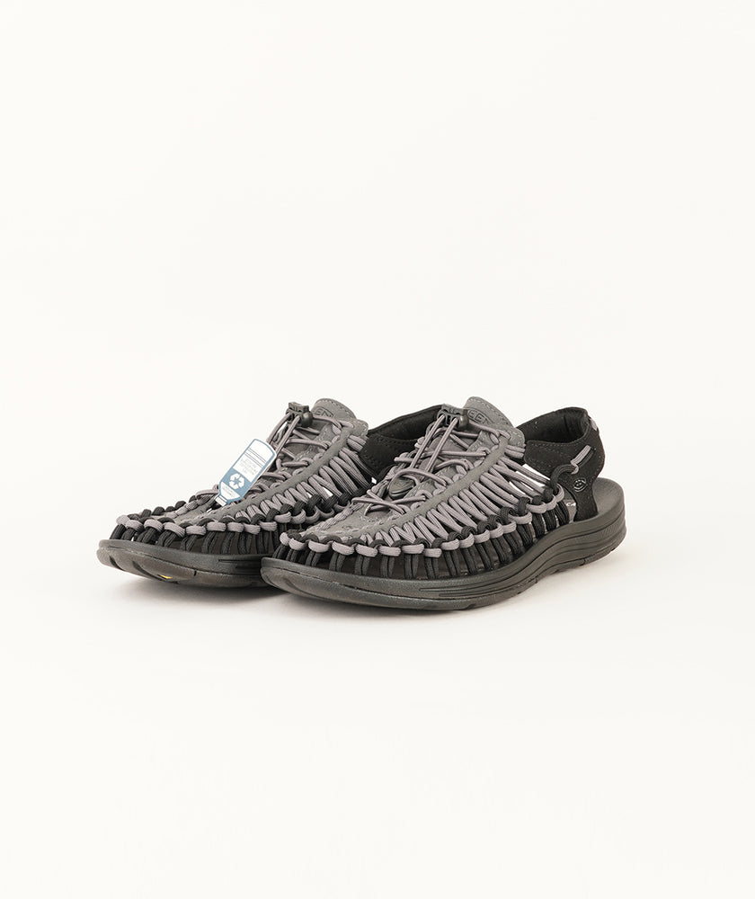 
                  
                    KEEN Uneek Sandali
                  
                