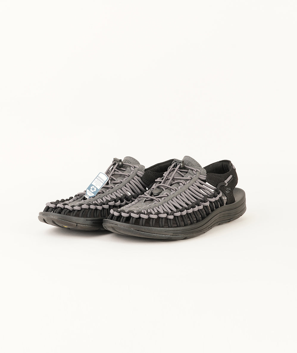 
                  
                    KEEN Uneek Sandali
                  
                