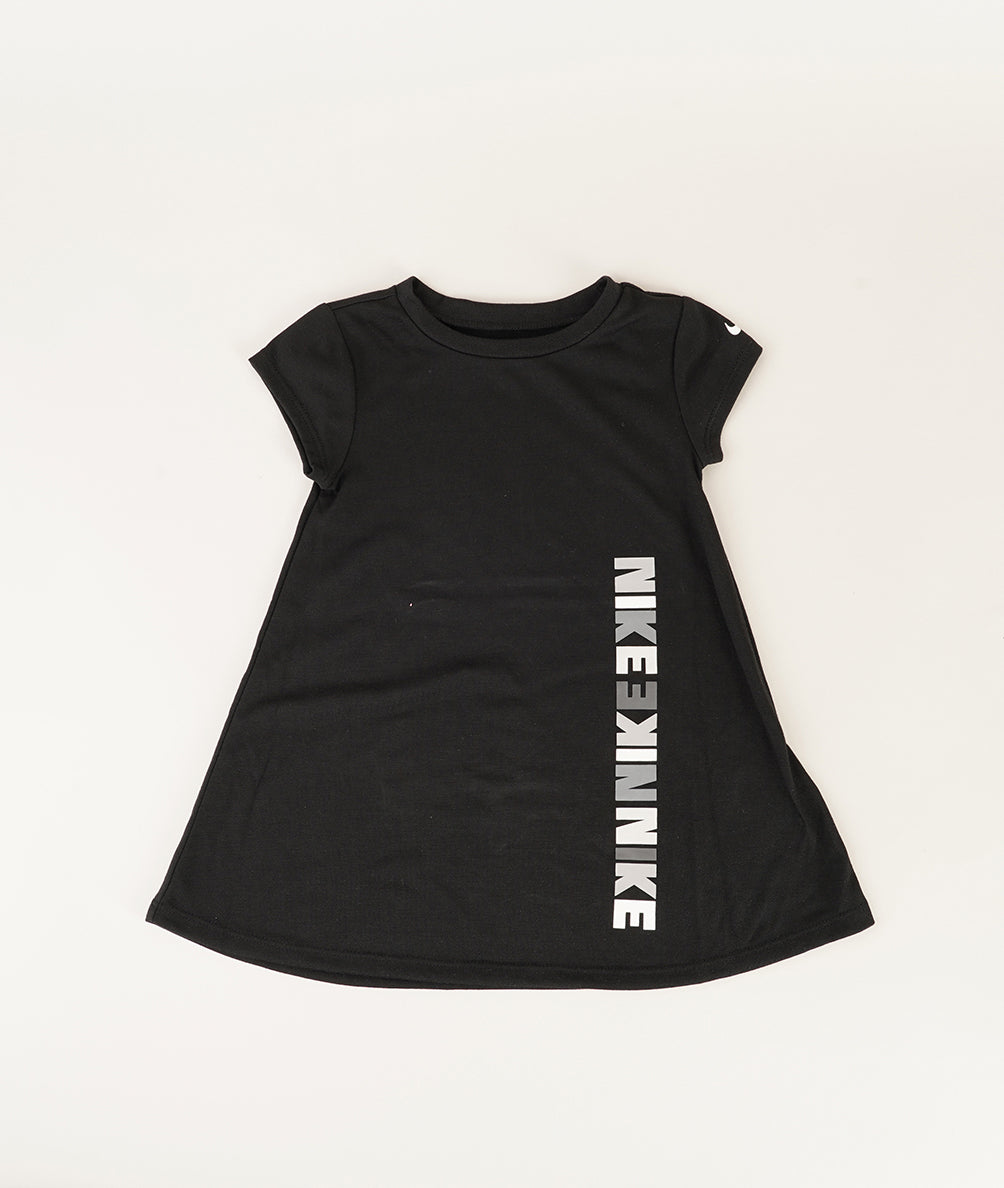 
                  
                    NIKE TWO PIECE SET
                  
                