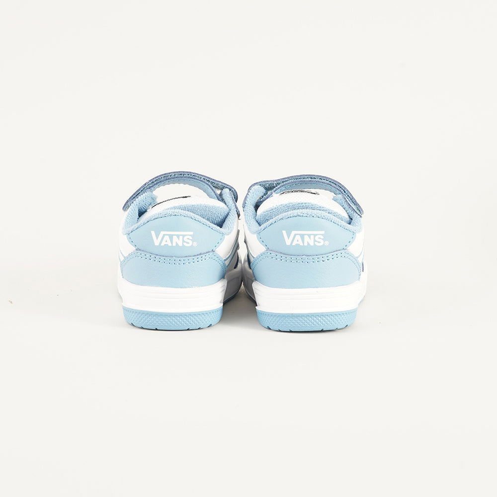 
                  
                    VANS HYLANE
                  
                