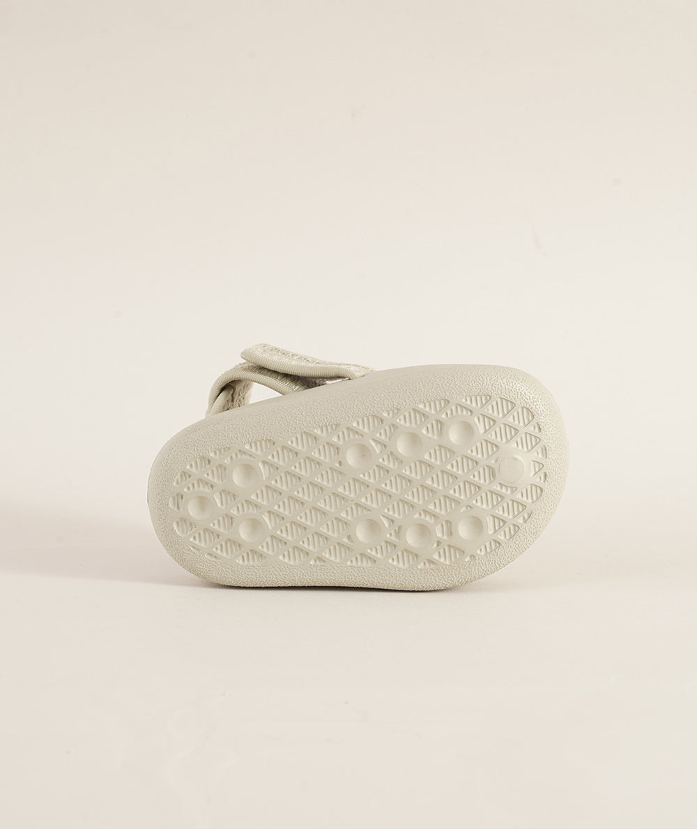 
                  
                    ADIDAS ADIFOM ADILETTE
                  
                