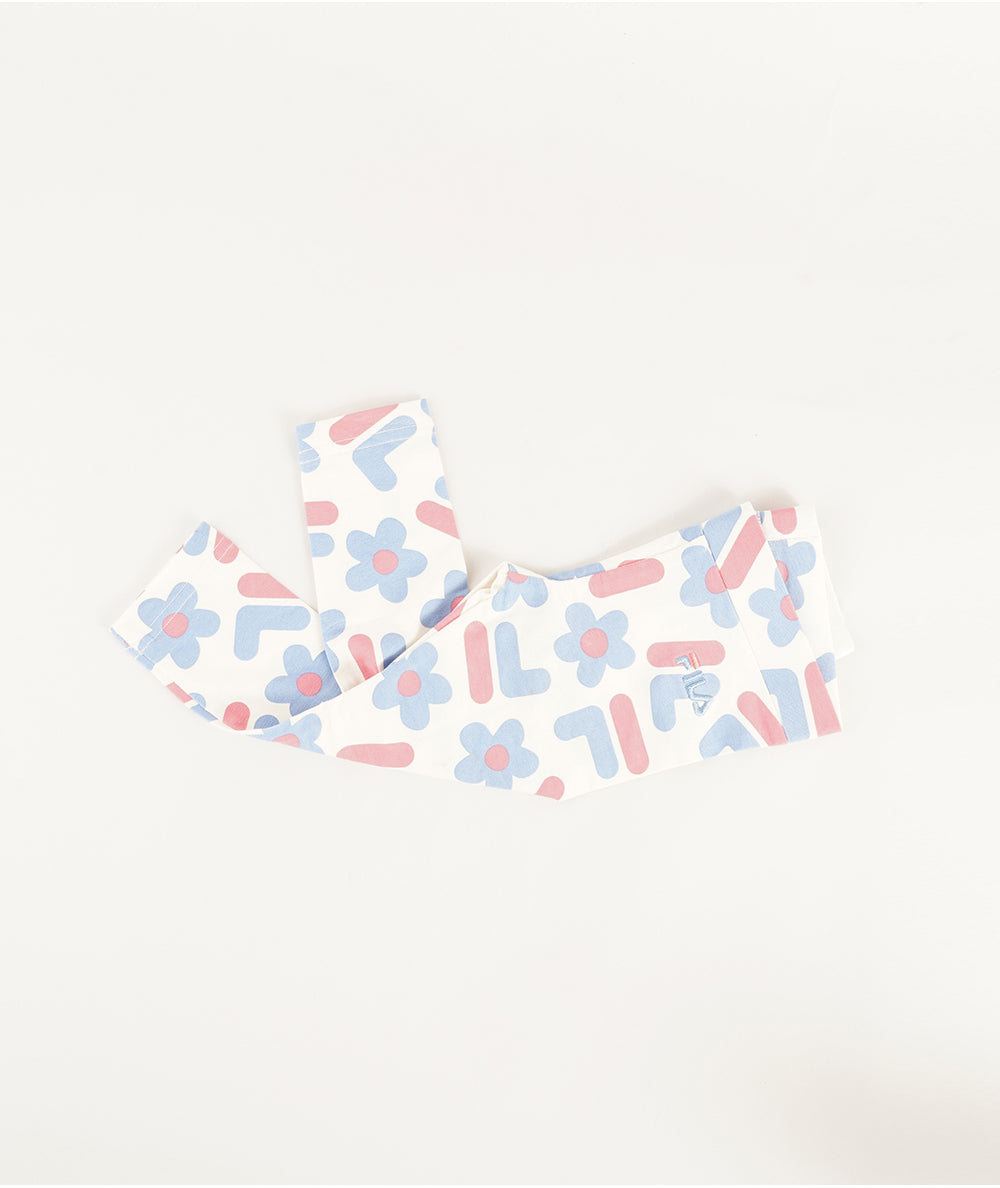 
                  
                    FILA LANDAU
                  
                