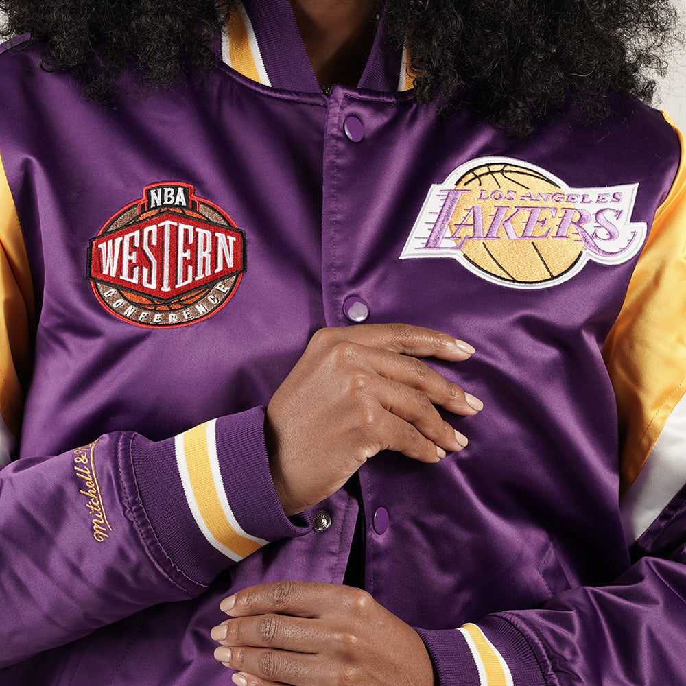 
                  
                    MITCHELL & NESS COLLAGE
                  
                