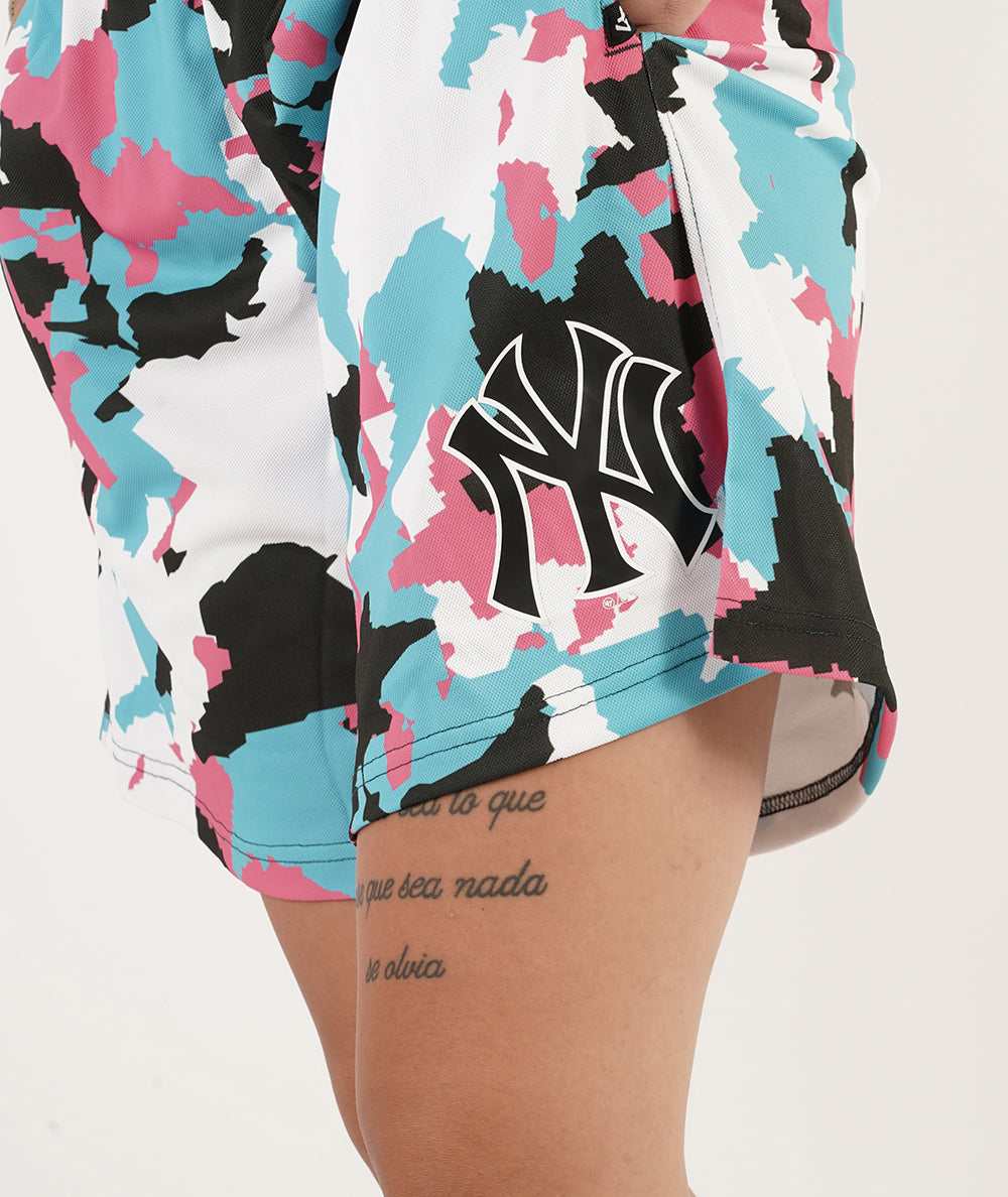 
                  
                    47 BRAND SHORT
                  
                