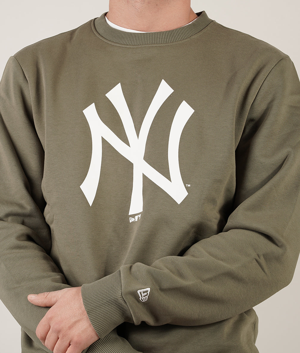
                  
                    NEW ERA New York Yankees
                  
                