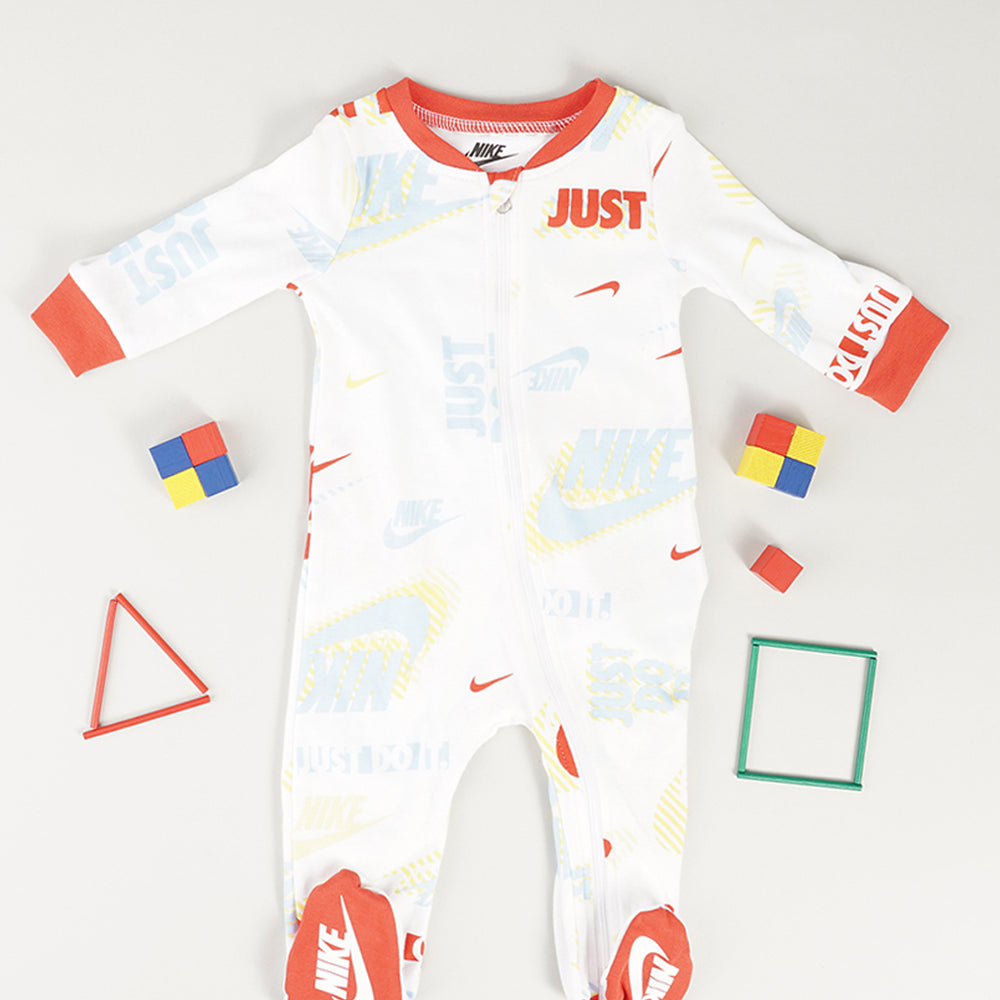 
                  
                    NIKE ACTIVE JOY
                  
                