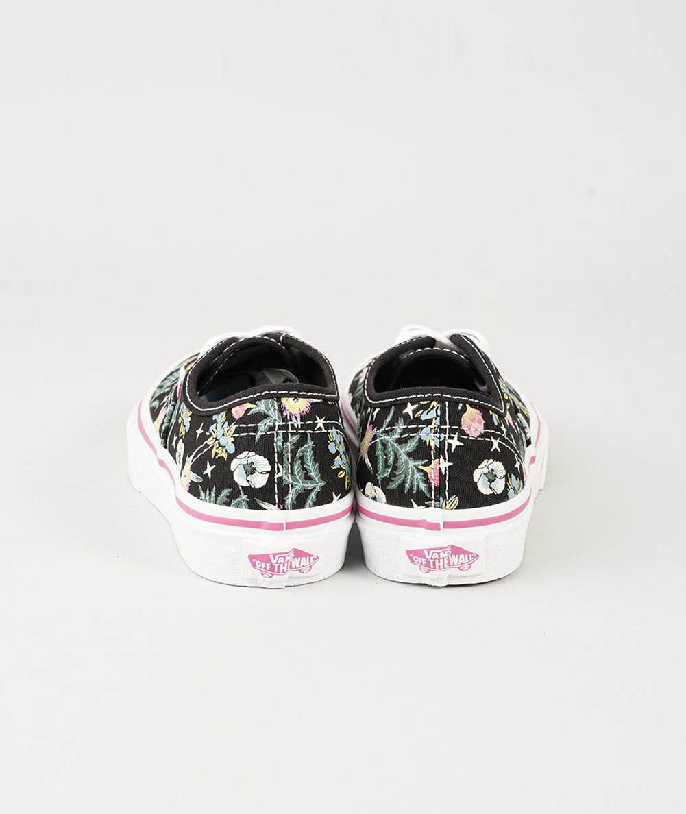 
                  
                    VANS AUTHENTIC
                  
                