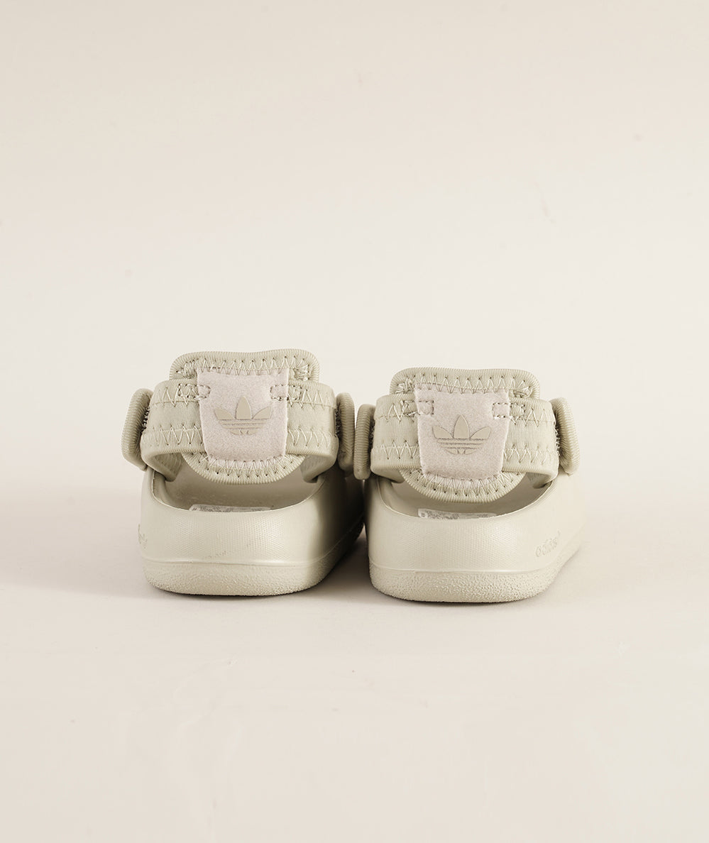 
                  
                    ADIDAS ADIFOM ADILETTE
                  
                