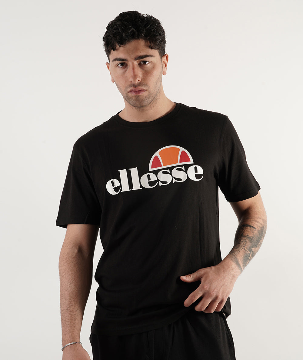 
                  
                    ELLESSE TSHIRT S
                  
                