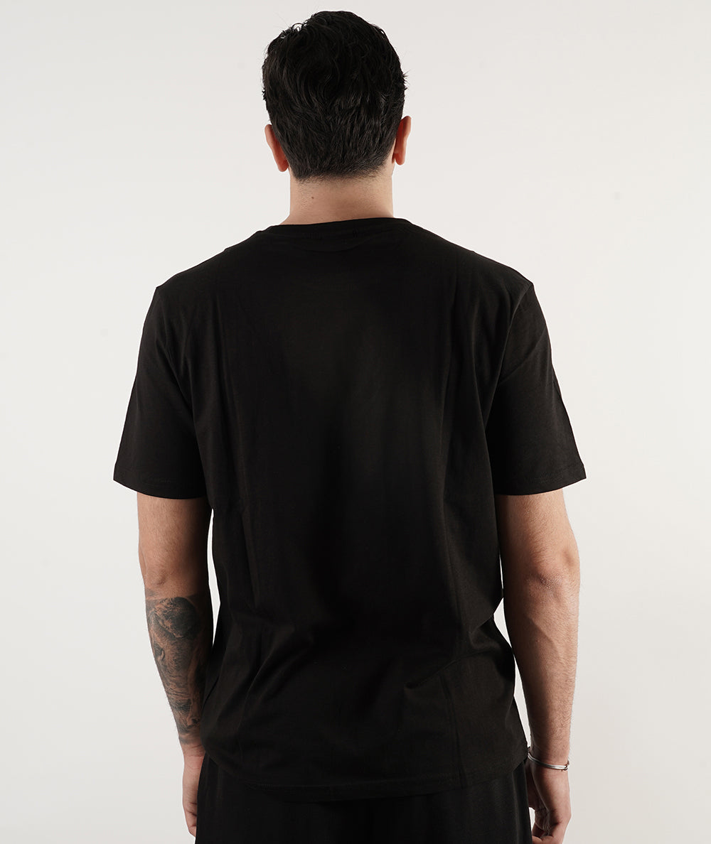 
                  
                    ELLESSE TSHIRT S
                  
                