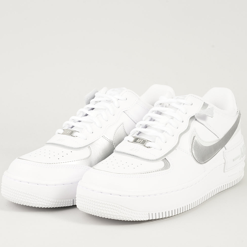 
                  
                    NIKE AIR FORCE 1 SHADOW
                  
                