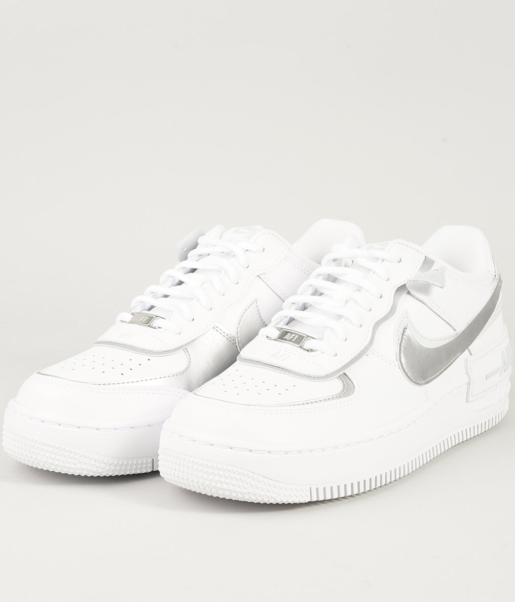 
                  
                    NIKE AIR FORCE 1 SHADOW
                  
                