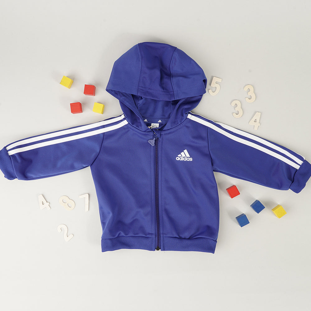 
                  
                    ADIDAS AEROREADY ESSENTIALS
                  
                