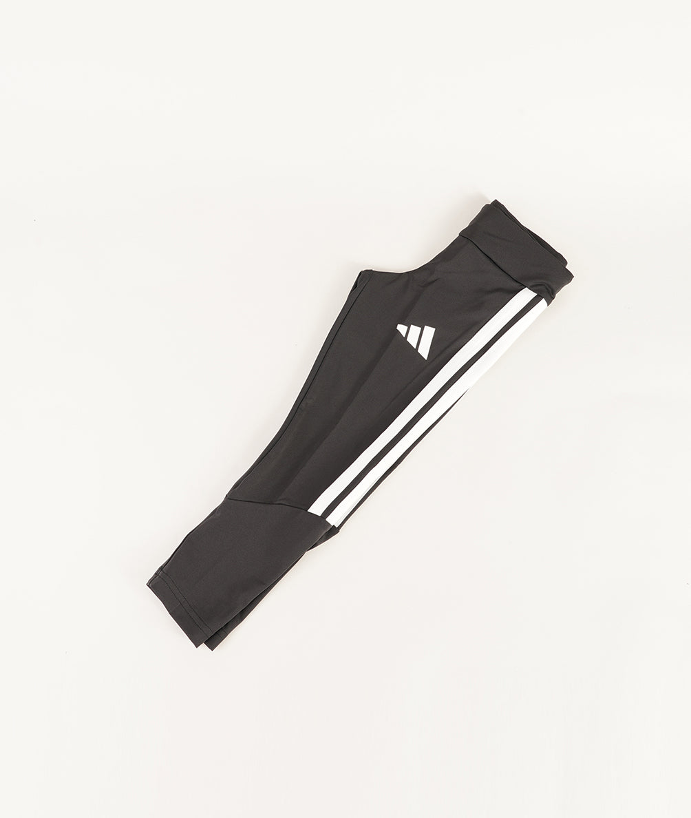 
                  
                    ADIDAS JG TR-ES
                  
                