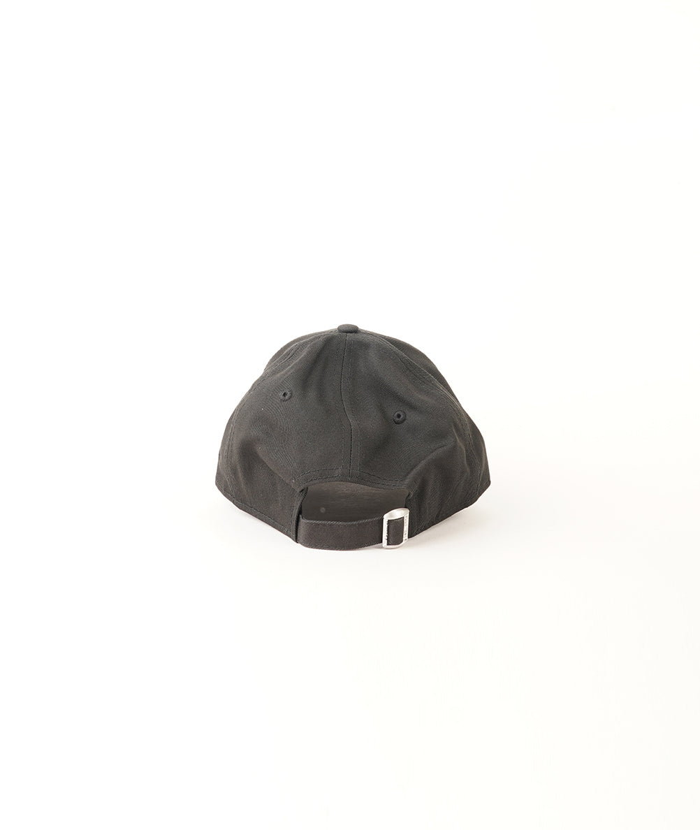 
                  
                    NEW ERA ICON 9FORTY
                  
                