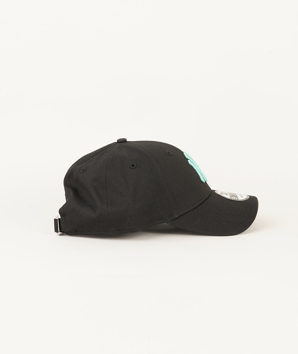 
                  
                    NEW ERA ACCESSORI
                  
                
