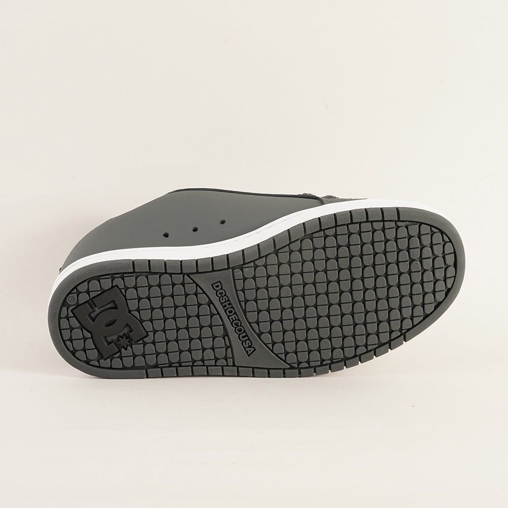 
                  
                    DCSHOECOUSA COURT GRAFFIK
                  
                