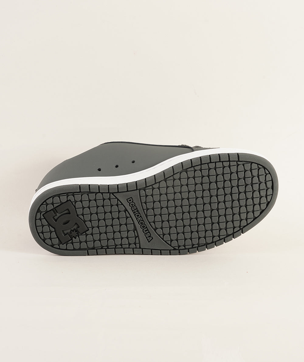 
                  
                    DCSHOECOUSA COURT GRAFFIK
                  
                