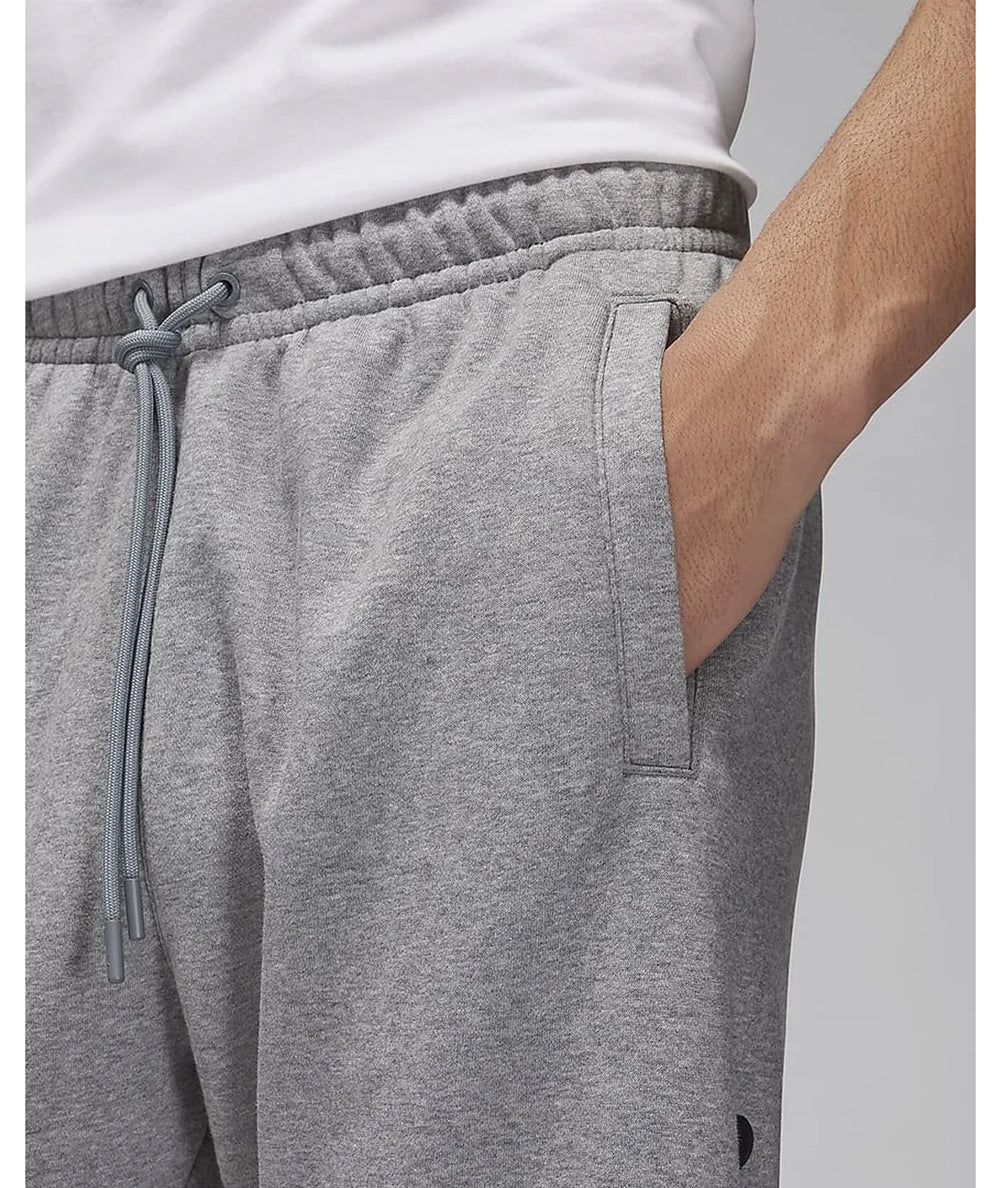 
                  
                    JORDAN ESSENTIAL FLEECE
                  
                