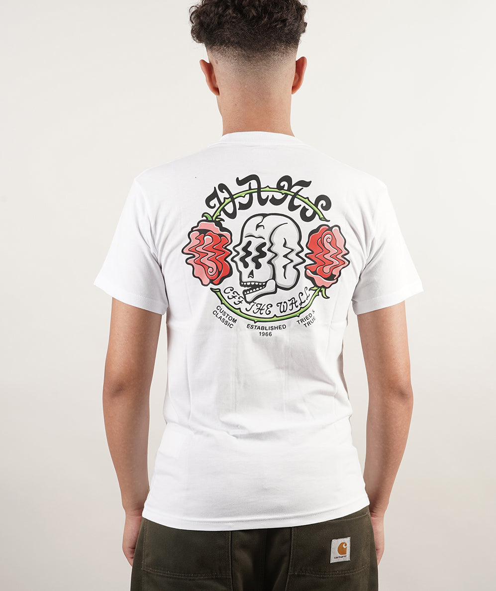 
                  
                    VANS SHAKEN SKULL
                  
                