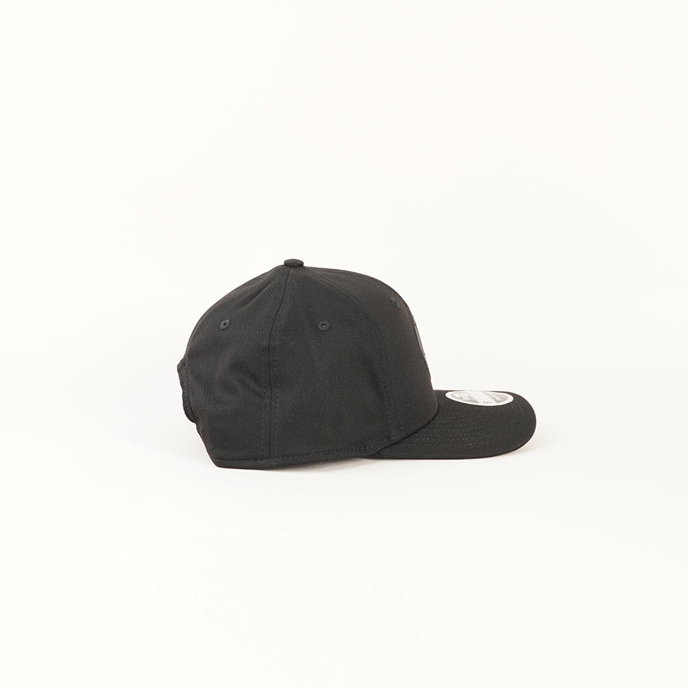 
                  
                    NEW ERA TONAL 9SEVENTY SS
                  
                