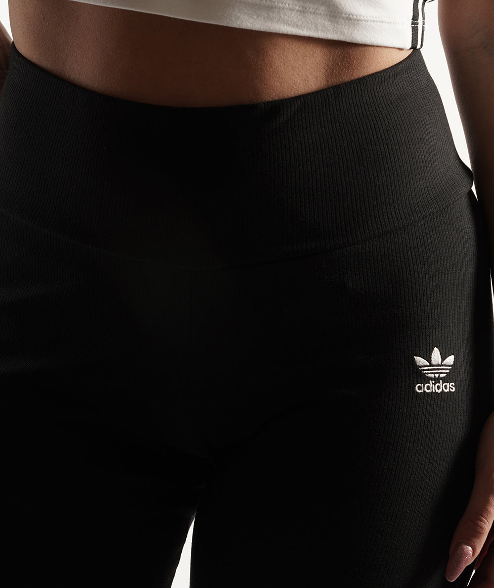 
                  
                    ADIDAS ESS HW LEGGINGS
                  
                