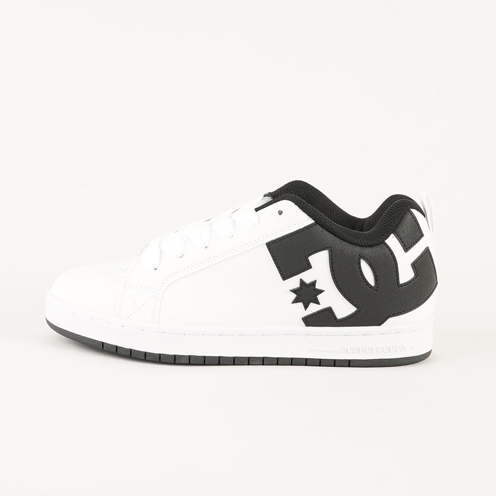 
                  
                    DCSHOECOUSA COURT GRAFFIK
                  
                
