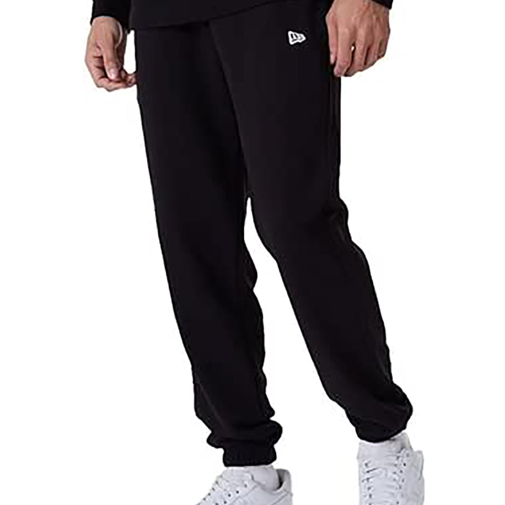 
                  
                    NEW ERA NE ESSENTIAL JOGGER
                  
                