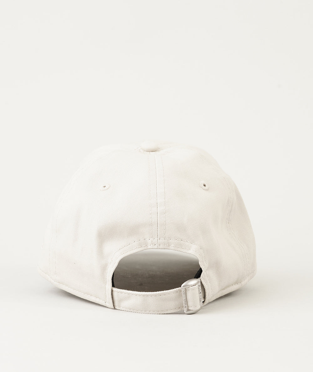 
                  
                    NEW ERA BERRETTO
                  
                
