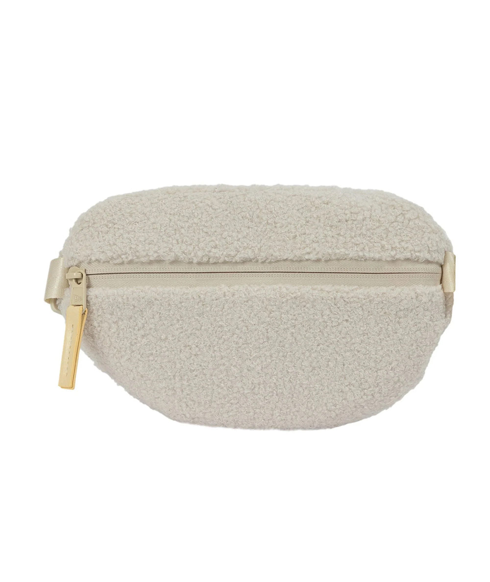 
                  
                    NEW ERA MARSUPIO TEDDY
                  
                