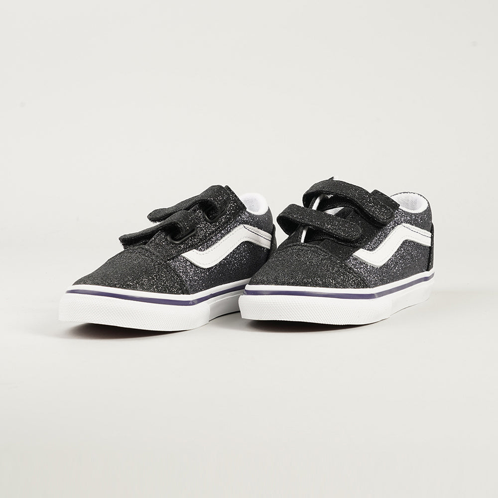 
                  
                    VANS OLD SKOOL
                  
                