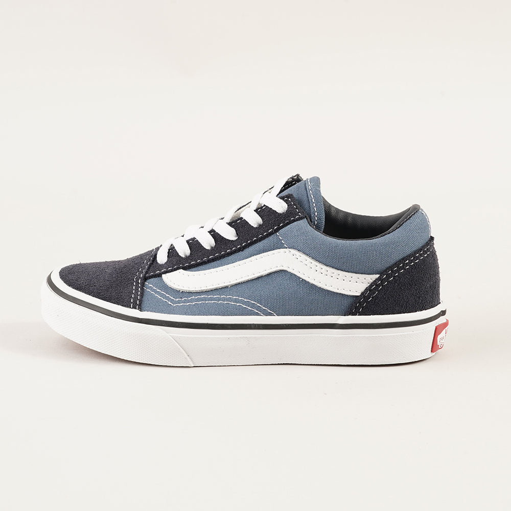 
                  
                    VANS OLD SKOOL
                  
                