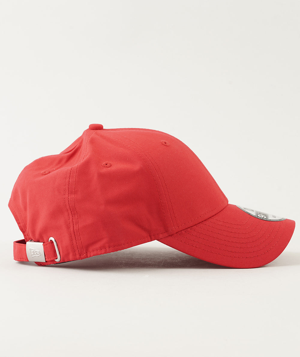 
                  
                    NEW ERA BERRETTO
                  
                