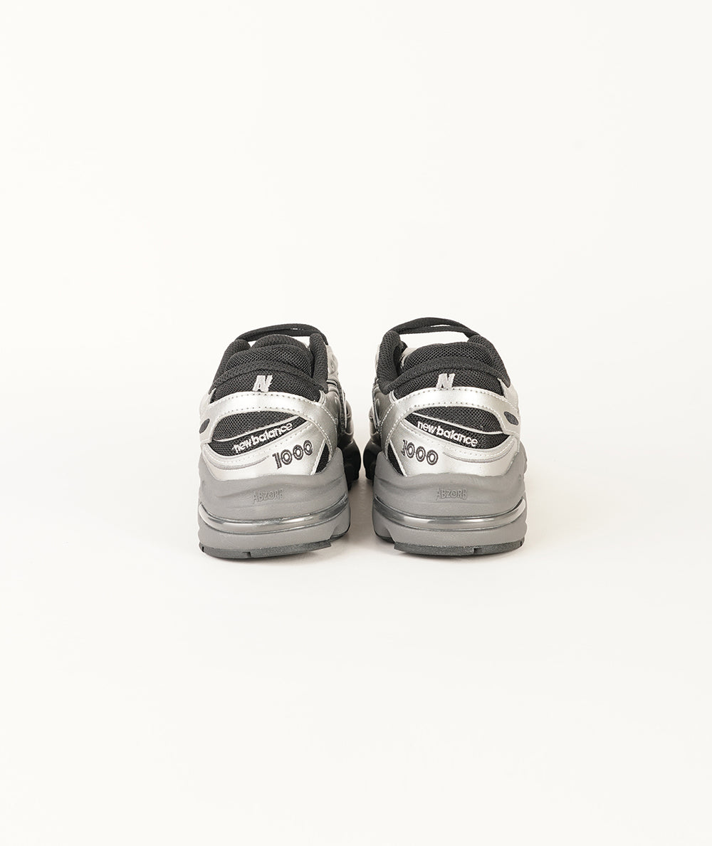 
                  
                    NEW BALANCE NEW BALANCE 1000
                  
                