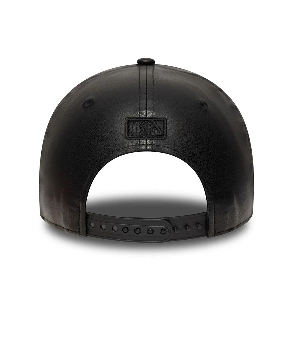 
                  
                    NEW ERA PU 9FORTY
                  
                