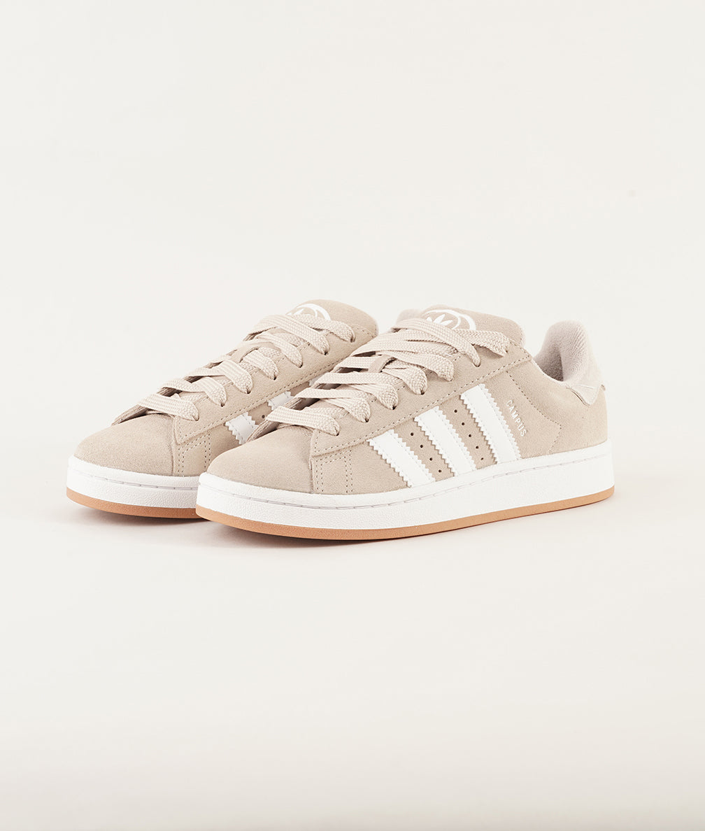 
                  
                    ADIDAS CAMPUS 00s
                  
                