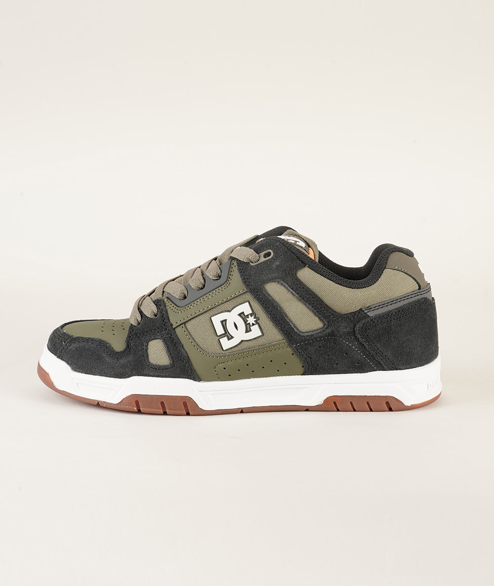 
                  
                    DCSHOECOUSA COURT GRAFFIK
                  
                