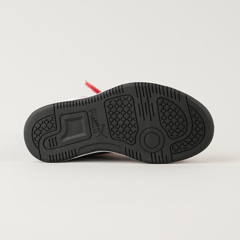 
                  
                    PUMA REBOUND V6
                  
                