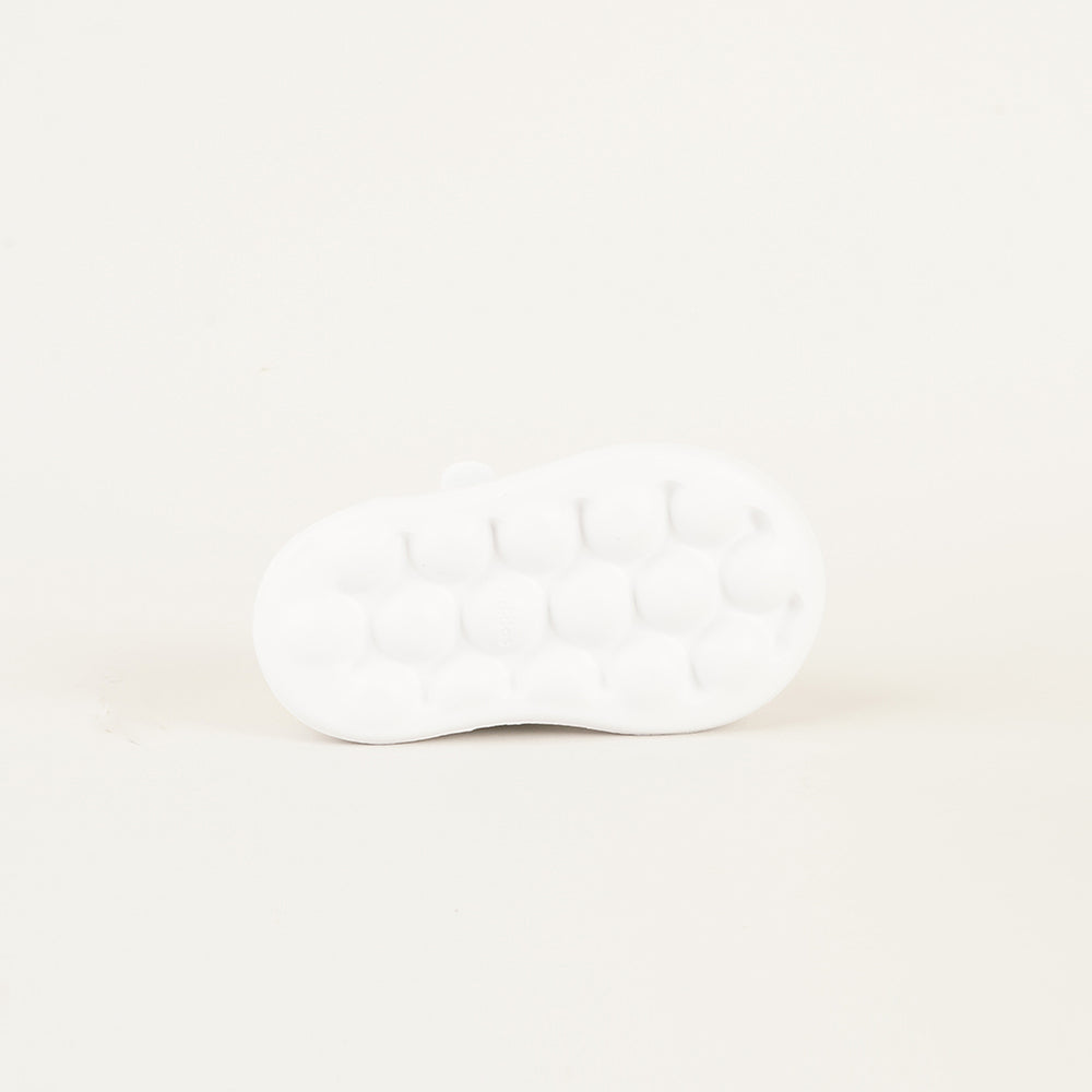 
                  
                    ADIDAS BREAKNET 2.0
                  
                